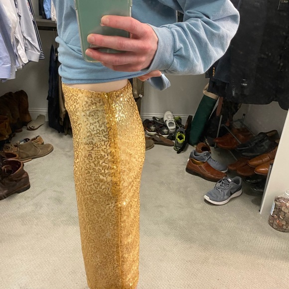 Gold Sequined skirt - Picture 7 of 10